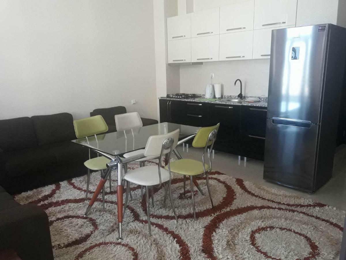 Apartament In The Centre Batumi Kültér fotó